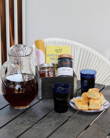 Mother's Day Morning Honey Butter Biscuit Box Gift Basket