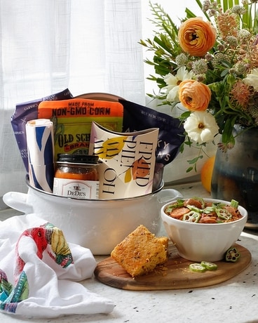 Andouille Jambalaya in Dutch Oven Gift Basket