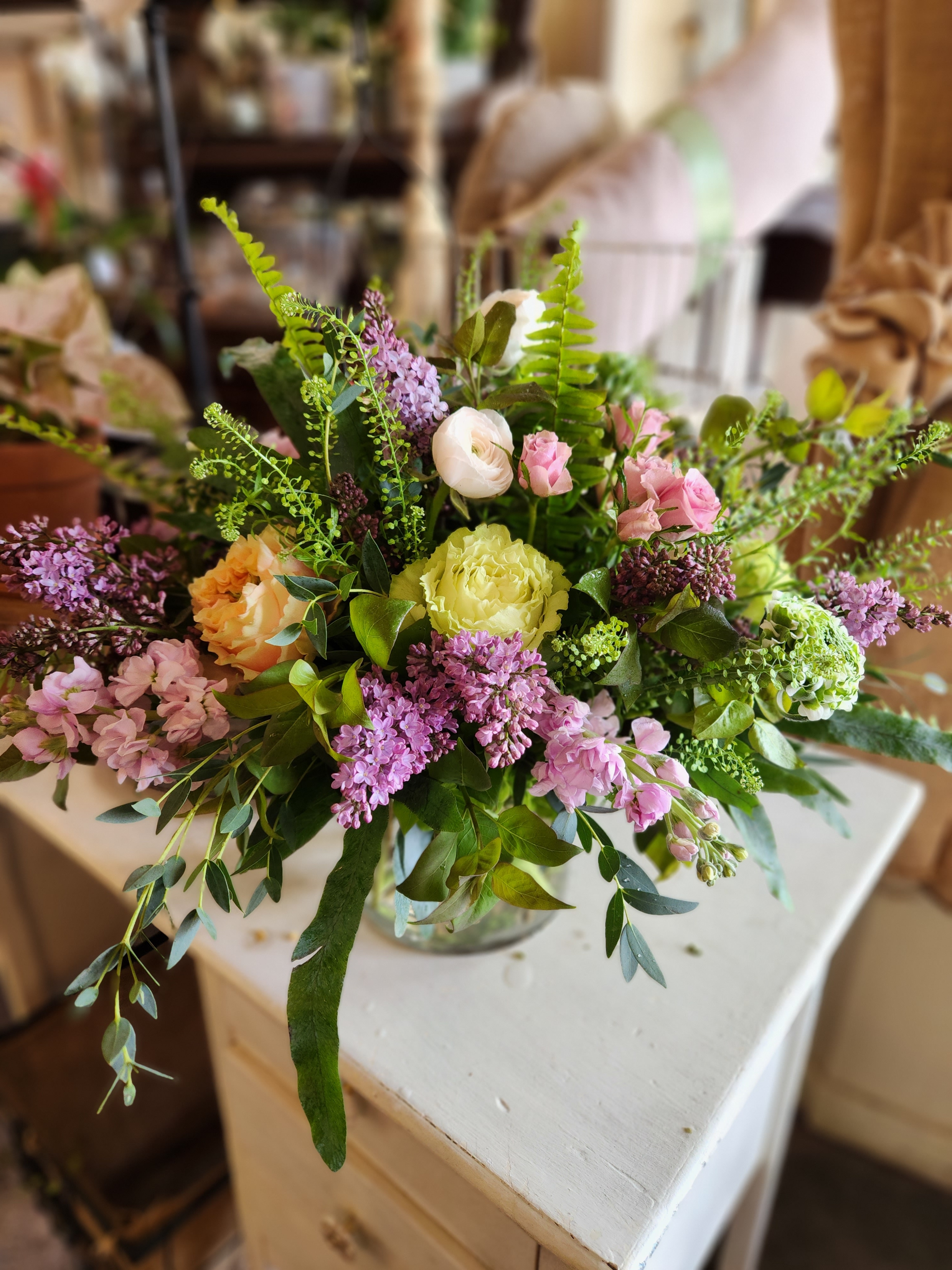 Uniquely Chic Floral & Home