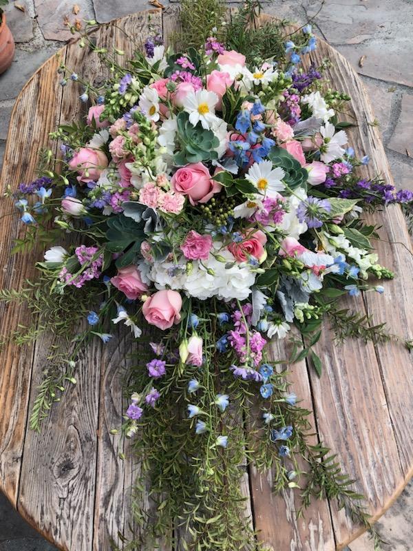 Uniquely Chic Floral & Home