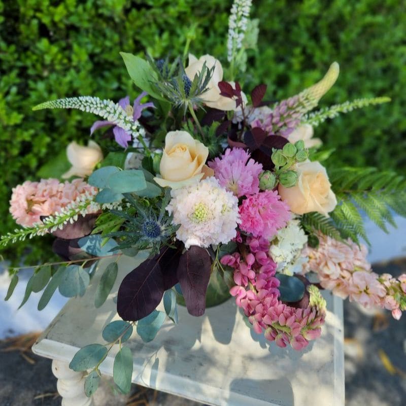 Uniquely Chic Floral & Home