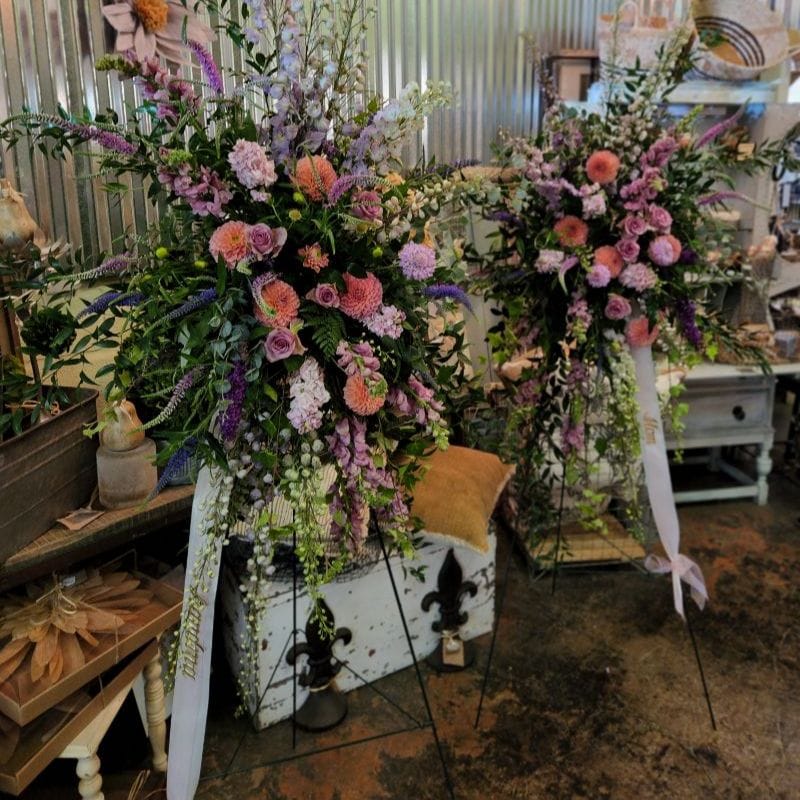 Uniquely Chic Floral & Home