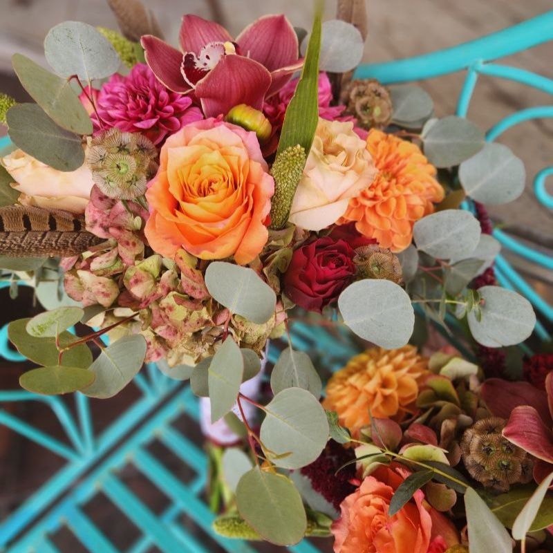Uniquely Chic Floral & Home