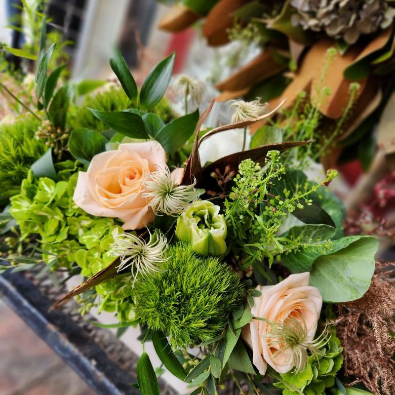 Uniquely Chic Floral & Home