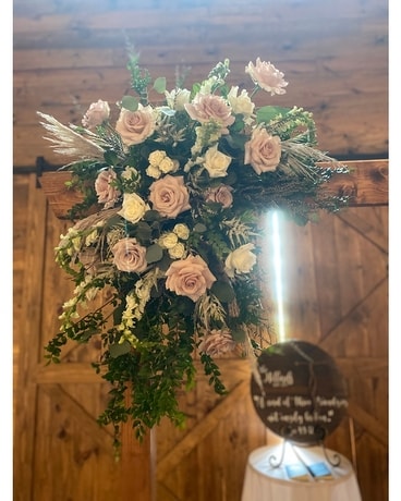 W13 Flower Arrangement