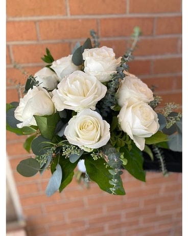 W30 Wedding Arrangement