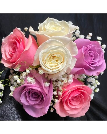 Cut & Wrapped: Roses *Pastels Flower Arrangement