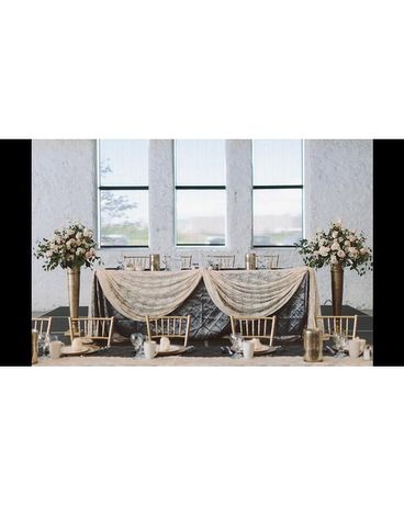 Ivory & Gold Headtable Wedding Arrangement