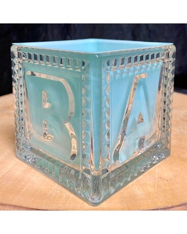 Designer’s Choice: Blue Baby Cube Flower Arrangement