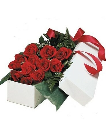 Dozen Roses Boxed Flower Arrangement