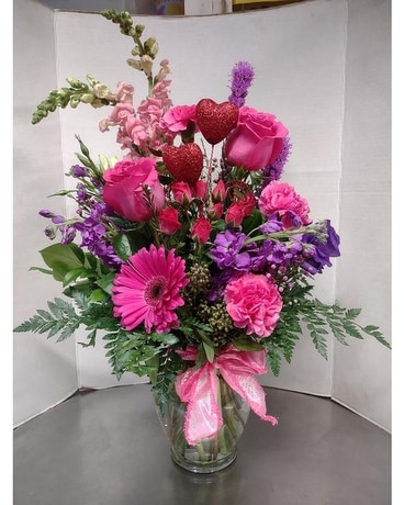 Designer's choice pink & purple Flower Arrangement