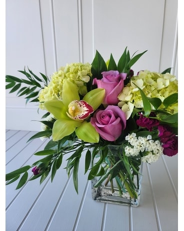 Down-to-Earth Virgo (Aug 23 - Sept 22) Flower Arrangement
