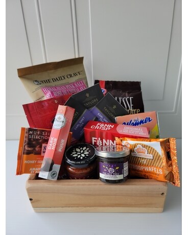 The Classic Gourmet Basket Gift Basket