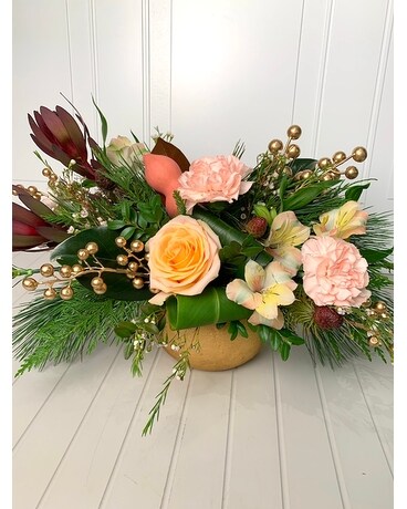 Peechy Keen Flower Arrangement
