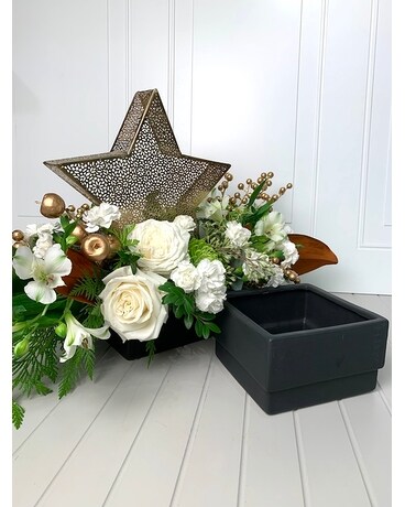Star of Bethlehem Flower Arrangement