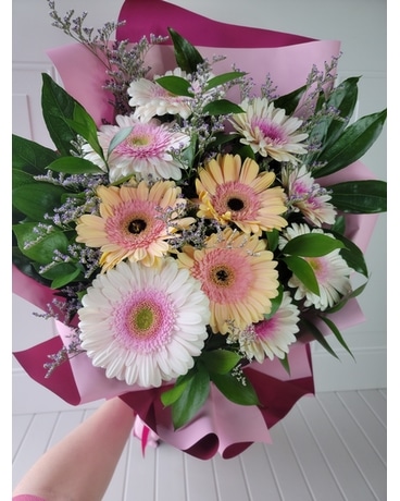 10 Blushing Gerbera's Flower Arrangement