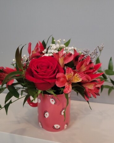 Only eyes for you - Pam's Original ♥ Flower Arrangement