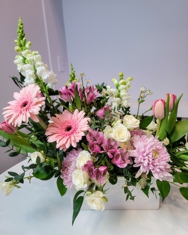 Pastels Palette - Designers Choice Flower Arrangement