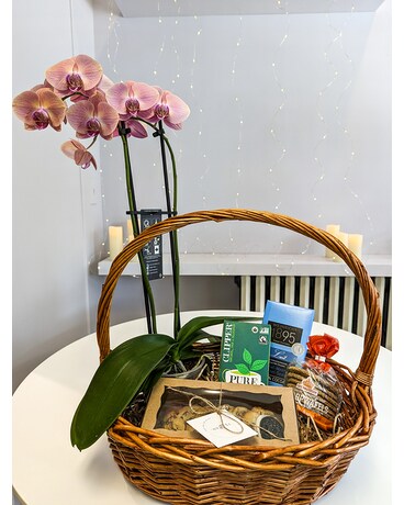 Blooms & Biscuits Gift Basket Gift Basket