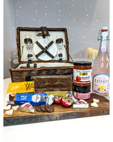 Picnic for Two Gift Basket
