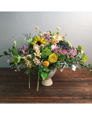 A PINCH of This & a DASH of That Flower Arrangement