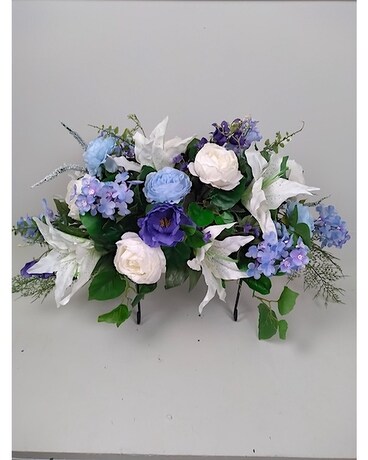 Blues and Whites Artificial Sympathy Arrangement
