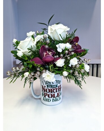 Love you to the North Pole & Back Flower Arrangement