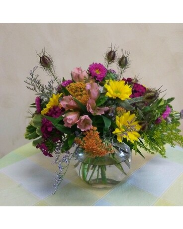 Local Summer Arrangement Flower Arrangement