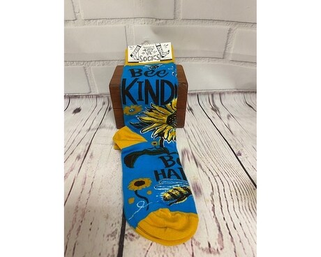Bee kind socks Gifts
