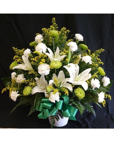 MTF647 Mixed Spring Fan Style w/ White Lilies Flower Arrangement