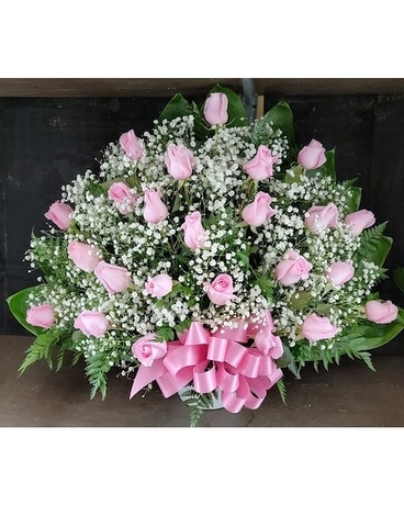 MTF651 2 Dozen Pink Rose Fan Style Arrangement Flower Arrangement