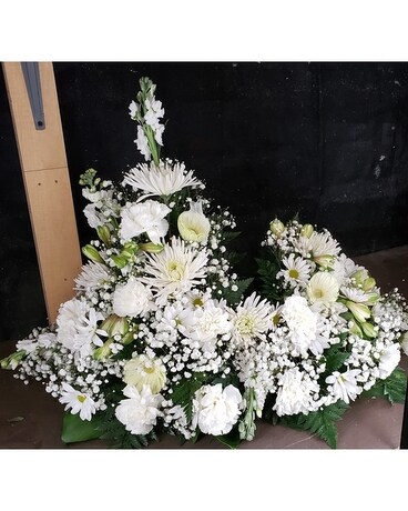 MTF916 White Mixed Spring Urn Spray Flower Arrangement