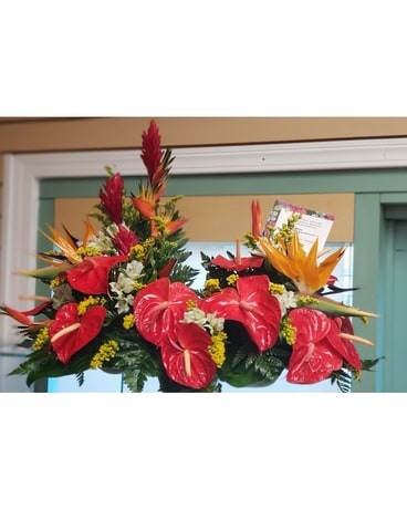 MTF917 Tropical & Spring Flower Urn Spray Flower Arrangement