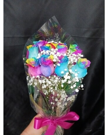 CF005 Dozen Rainbow Rose Bunch w/ Babies Breath Flower Arrangement