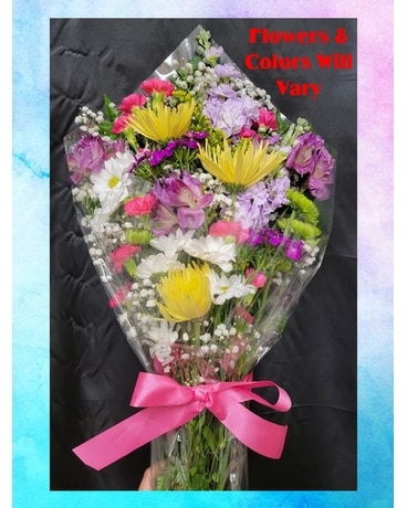 MD07 Mixed Spring Arm Bouq. Flower Arrangement