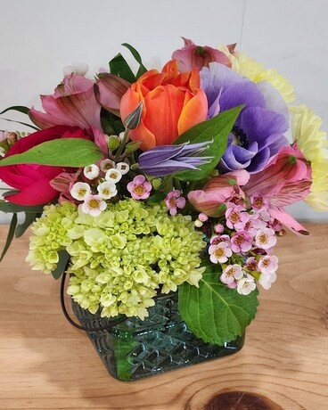 Chase Winter Away Flower Arrangement