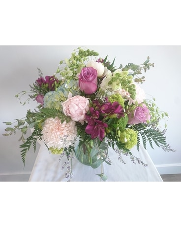 Dreaming of the Garden Flower Arrangement