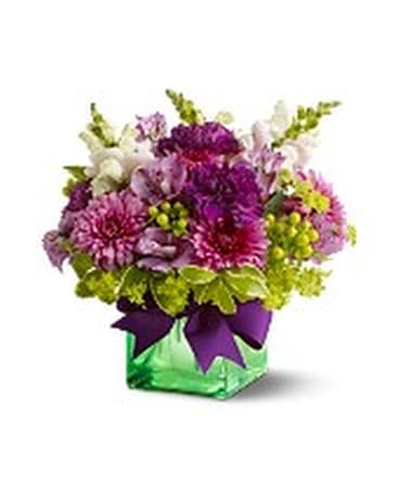 Teleflora's Cheerful Wishes Flower Arrangement