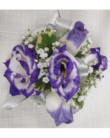 Elegant Lisianthus Wristlet Flower Arrangement