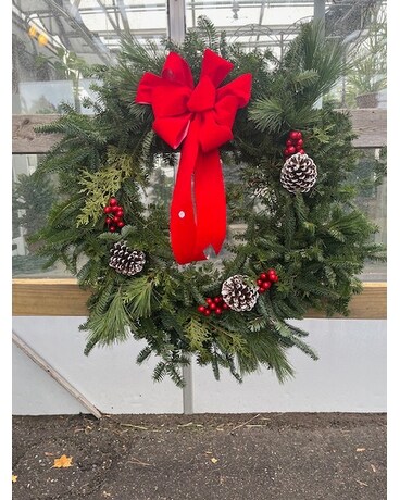 28 Inch Decorative Mixed Green Wreath Flower Arrangement