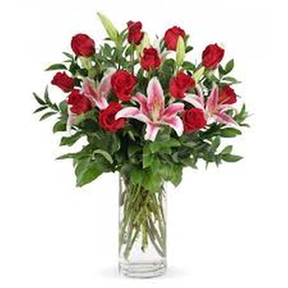 Roses and Stargazer Lilies in Niles OH - Connelly's Flowers