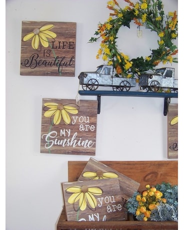 SUNNY SIGNS Flower Arrangement