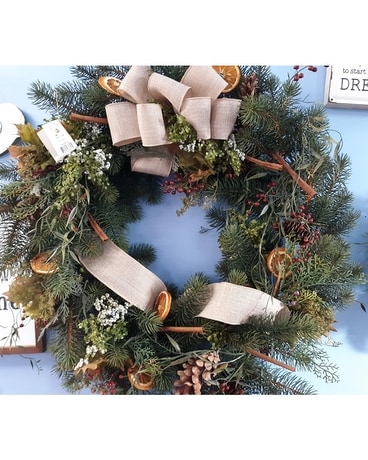 THE KRISTIN KEEPSAKE WREATH Flower Arrangement