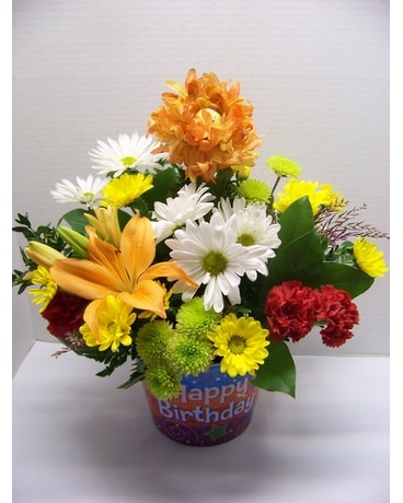 BIRTHDAY SMILES Flower Arrangement