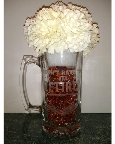 Retired  26.5 Oz Beer Mug Flower Arrangement