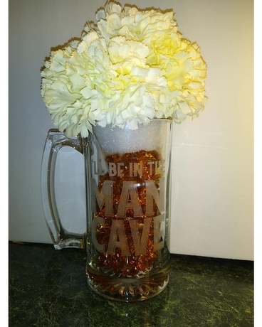 Man Cave 26.5 Oz Beer Mug Flower Arrangement