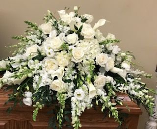 sympathy middle bouquet image