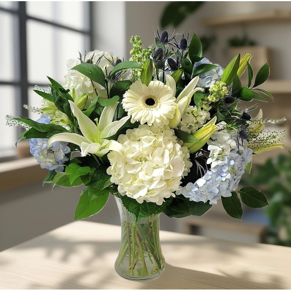 SKY-HI’sTHE BEST Sky High Bouquet in Glenview IL - Glenview Florist