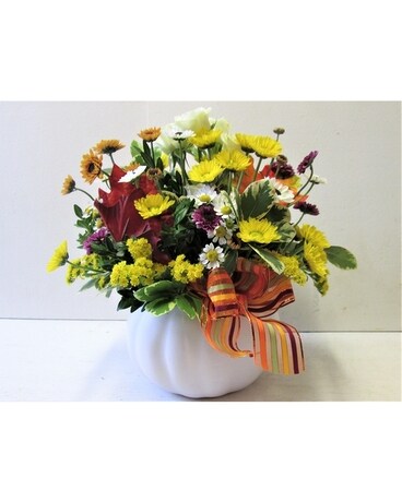 White Ceramic Pumpkin Centerpiece (HS-811) Flower Arrangement