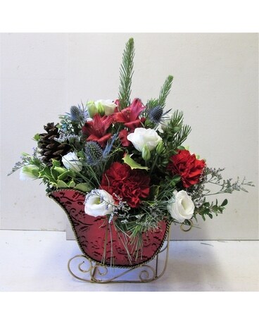 Sleighride (HS-827) Flower Arrangement